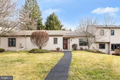 53 Ashton Way, West Chester, PA 19380
