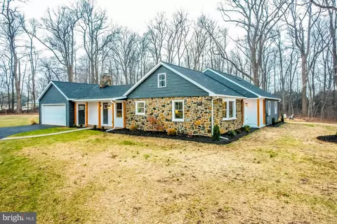 747 Mount Pleasant Rd, Honey Brook, PA 19344