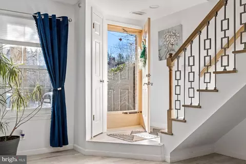 Entry Way - 43 Rampart Dr, Chesterbrook, PA 19087 photo 1 of 4
