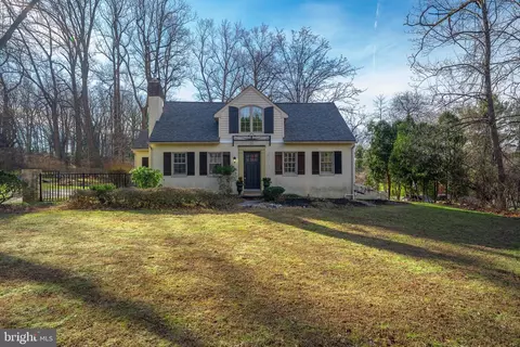 1034 N Valley Forge Rd, Berwyn, PA 19312