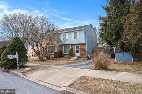 5 Harvest Dr, Thorndale, PA 19372
