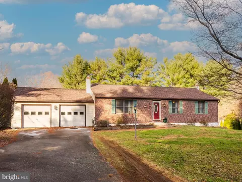 259 Baker Rd, West Brandywine, PA 19320