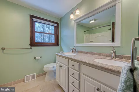 609 Bough Rd, Exton, PA 19341 photo 44