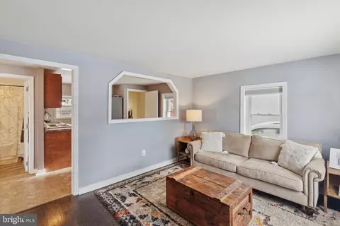 Entry Way - 227 Hendricks Ave, Exton, PA 19341 photo 1 of 5