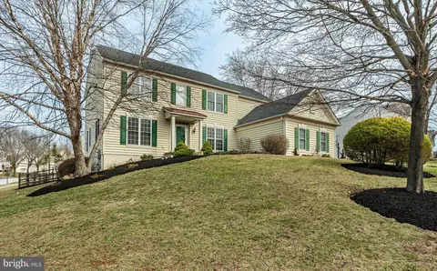 139 Magnolia Dr, Chester Springs, PA 19425