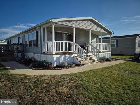 5 Sunrise Dr, Nottingham, PA 19362