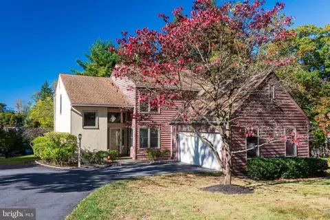 102 Orchard Rd, Paoli, PA 19301