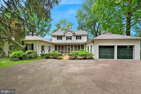 1570 Pocopson Rd, West Chester, PA 19382