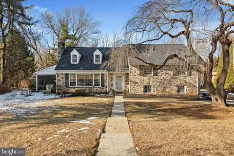 629 Colonel Dewees Rd, Wayne, PA 19087