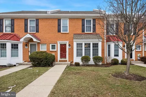 472 Cassatt Ct, West Chester, PA 19380