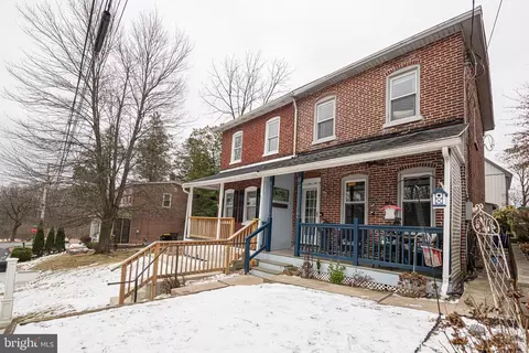810 Latshaw Rd, Spring City, PA 19475