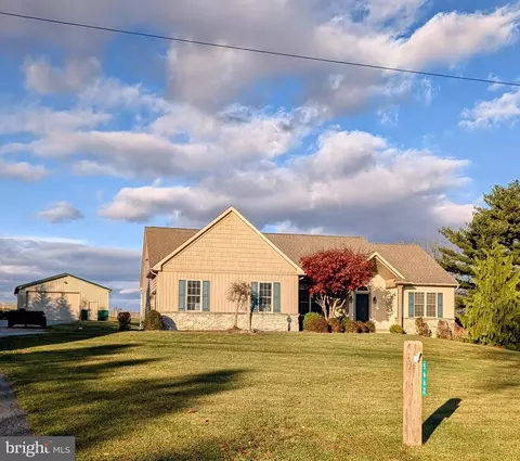 5662 Strasburg Rd, Atglen, PA 19310