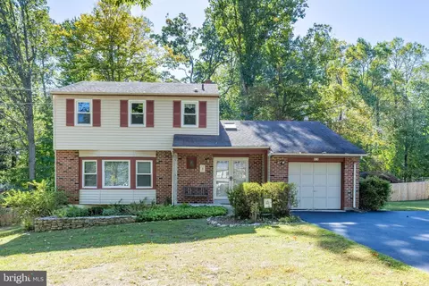 424 Devon Dr, Exton, PA 19341