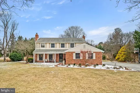 6 Ashlawn Rd, Malvern, PA 19355