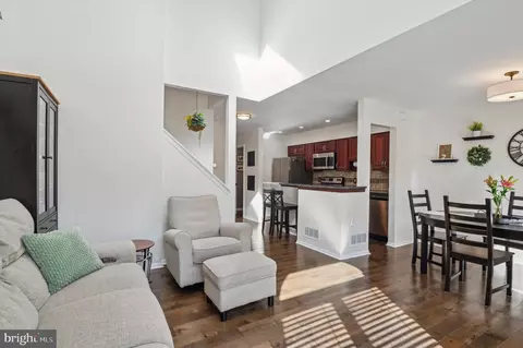 Entry Way - 100 E Thomas Ct, Kennett Square, PA 19348 photo 1 of 3