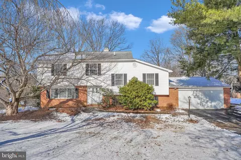 705 Jacqueline Dr, West Chester, PA 19382
