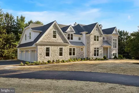 2205 Buttonwood Rd, Berwyn, PA 19312
