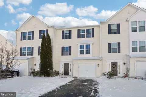184 S Savanna Dr, Pottstown, PA 19465