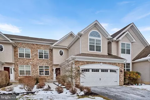 2668 Primrose Ct, Chester Springs, PA 19425