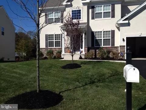 4148 Crescent Dr, Chester Springs, PA 19425