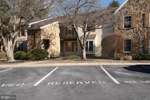 189 Valley Stream Ln, Chesterbrook, PA 19087 photo 22