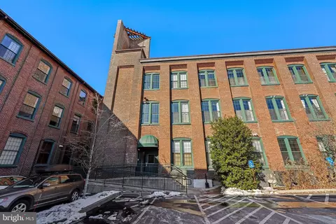 200 Lincoln Ave #206, Phoenixville, PA 19460