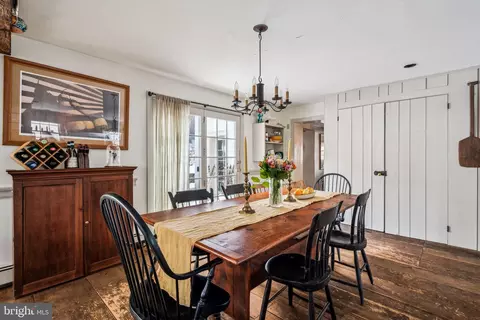 1280 Hollow Rd, Chester Springs, PA 19425