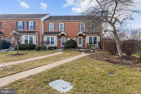 1940 Revolutionary Ct, Phoenixville, PA 19460