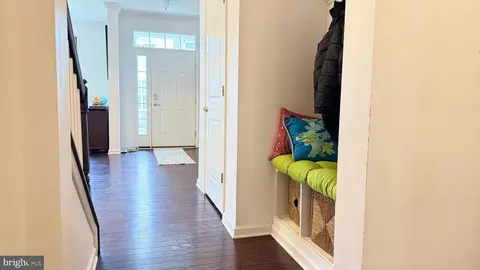 Entry Way - 489 Lee Pl, Exton, PA 19341 photo 23 of 48