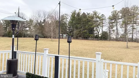 Exterior - 489 Lee Pl, Exton, PA 19341 photo 5 of 7