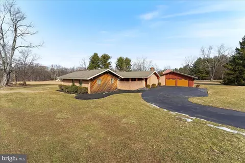 1931 Hillendale Rd, Chadds Ford, PA 19317