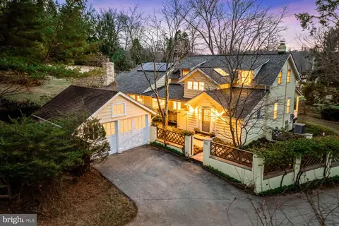 385 Church Rd, Devon, PA 19333