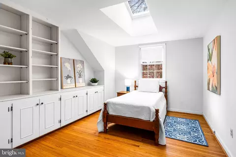Bedroom - 43 Deepdale Rd, Wayne, PA 19087 photo 4 of 4