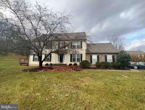114 Fairfax Ct #2204, Phoenixville, PA 19460