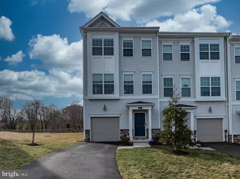 50 Wil Be Dr, Pottstown, PA 19465
