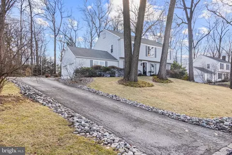 342 Colket Ln, Wayne, PA 19087 photo 3
