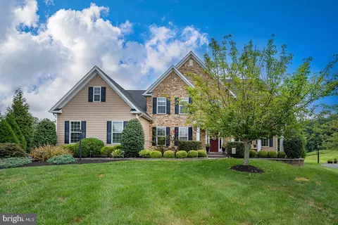 615 Foothill Dr, West Chester, PA 19382