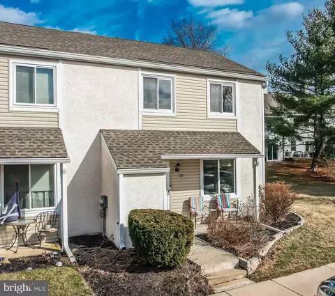 121 Roskeen Ct #116, Phoenixville, PA 19460