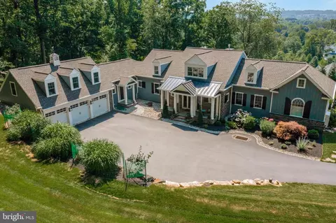 23 Merrywell Ln, Malvern, PA 19355