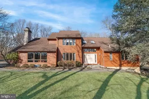 1143 Dorset Dr, West Chester, PA 19382