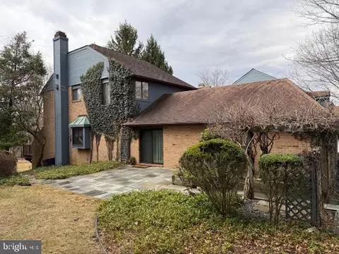 1 Painters Ln, Chesterbrook, PA 19087
