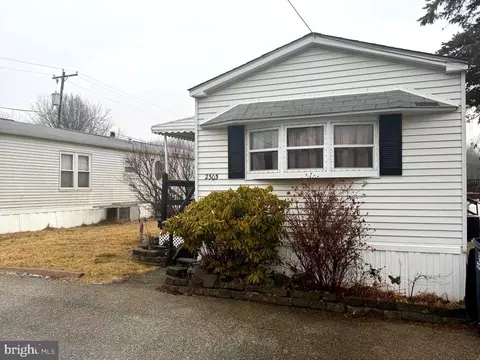 2303 Warren Ave, Coatesville, PA 19320