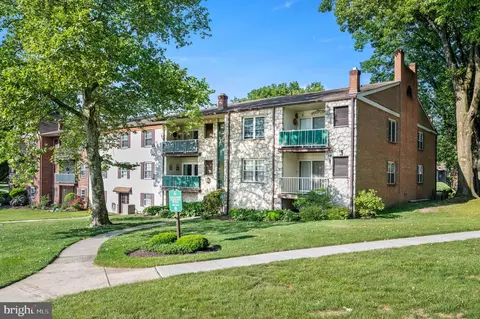 401 Drummers Ln, Wayne, PA 19087