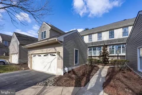 321 Lea Dr, West Chester, PA 19382