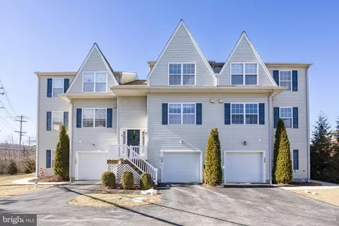 156 Jefferson Ave, Downingtown, PA 19335