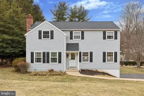 1307 Broadview E, Downingtown, PA 19335