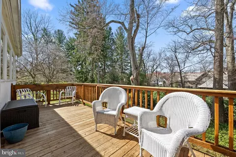 Exterior - 284 W Valley Rd, Wayne, PA 19087 photo 6 of 11