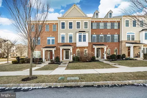 408 S Atwater Dr, Malvern, PA 19355 photo 2