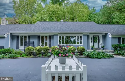1975 Yellow Springs Rd, Malvern, PA 19355