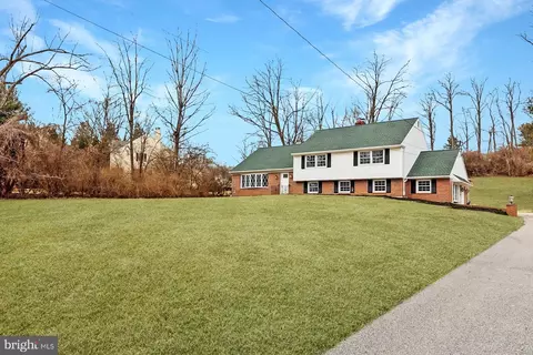1619 Christine Ln, West Chester, PA 19380